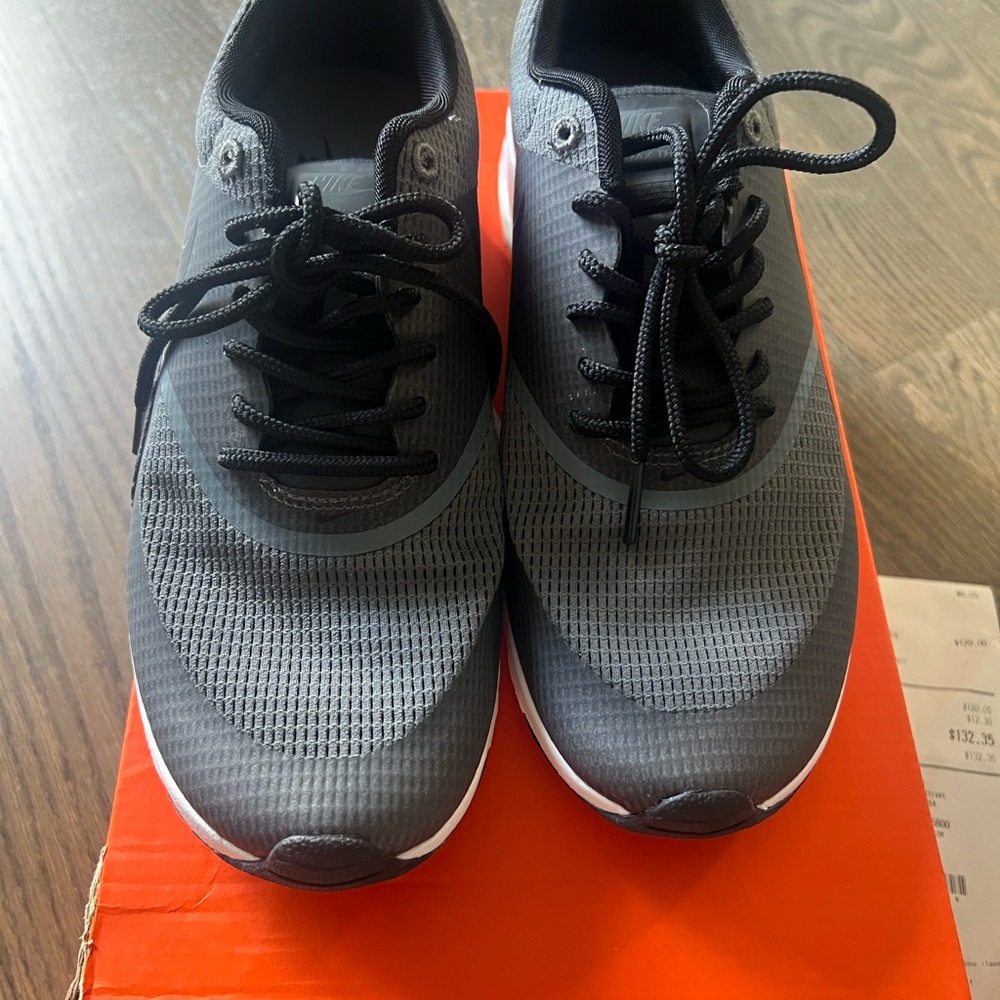 New in Box NWT Women’s Black Running Shoes 8.5 Nike Free RN Flyknit